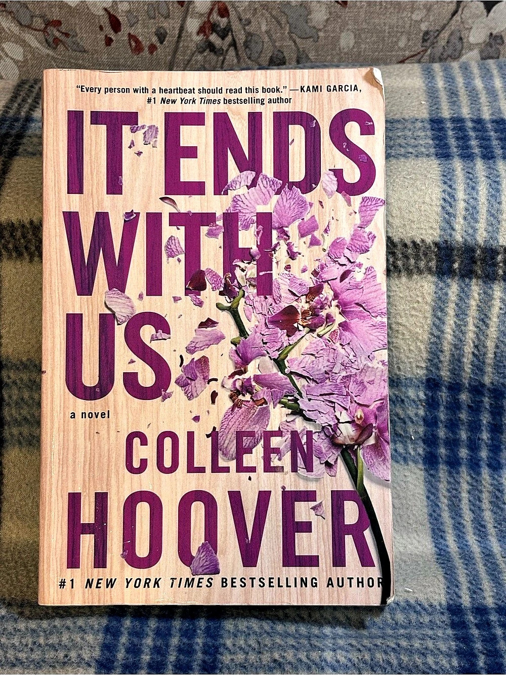 Atria Books It Ends with Us Colleen Hoover Novel Floral Paperback